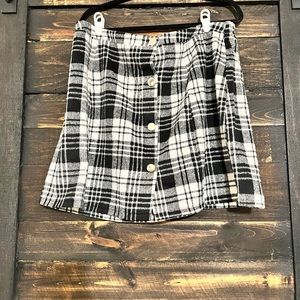 • Plaid Button Skirt •